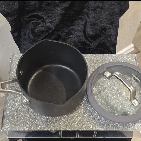 Calphalon Simply Easy System 1.5Qt Saucepan w/ Lid - Picture 5 of 6